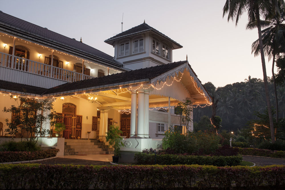Hotel Manor House Embulpure Exterior foto
