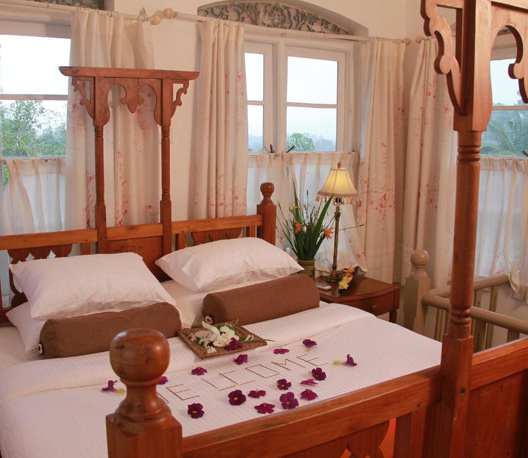 Hotel Manor House Embulpure Exterior foto